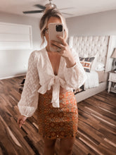 Load image into Gallery viewer, &quot;Tampa&quot; Tie Crop Blouse
