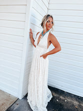 Load image into Gallery viewer, “Lainey” Lace Maxi Dress
